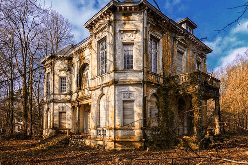 Das verlassene Herrenhaus